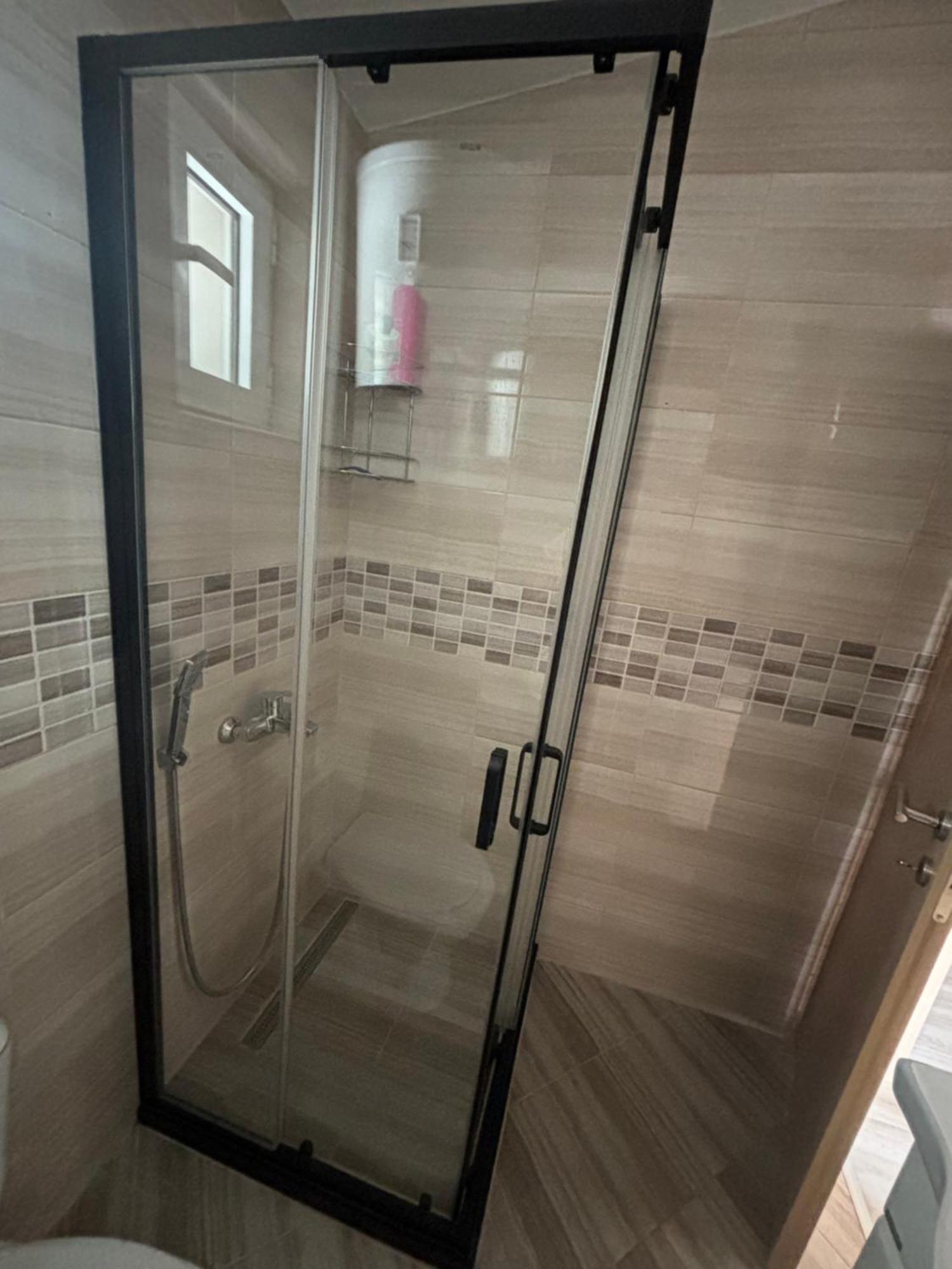 Lana Appartement Prčanj Buitenkant foto